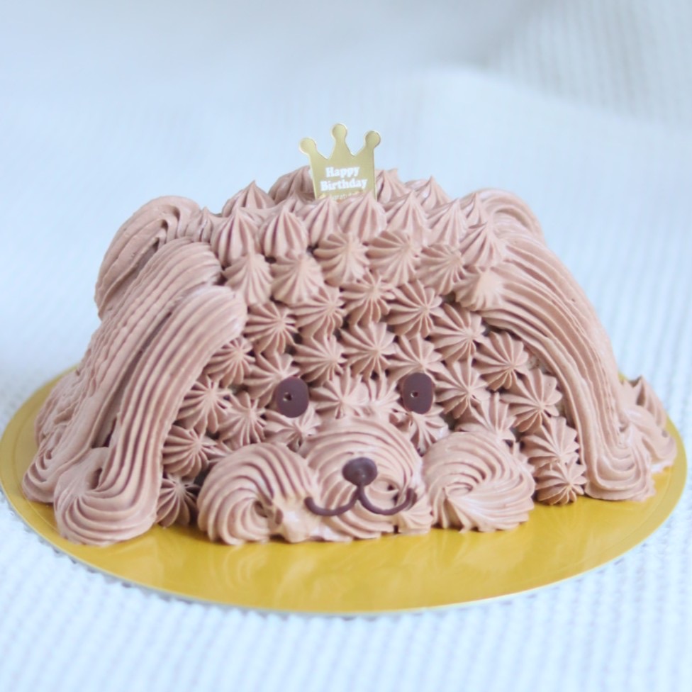 わんちゃんの形のケーキ「コロンちゃん」